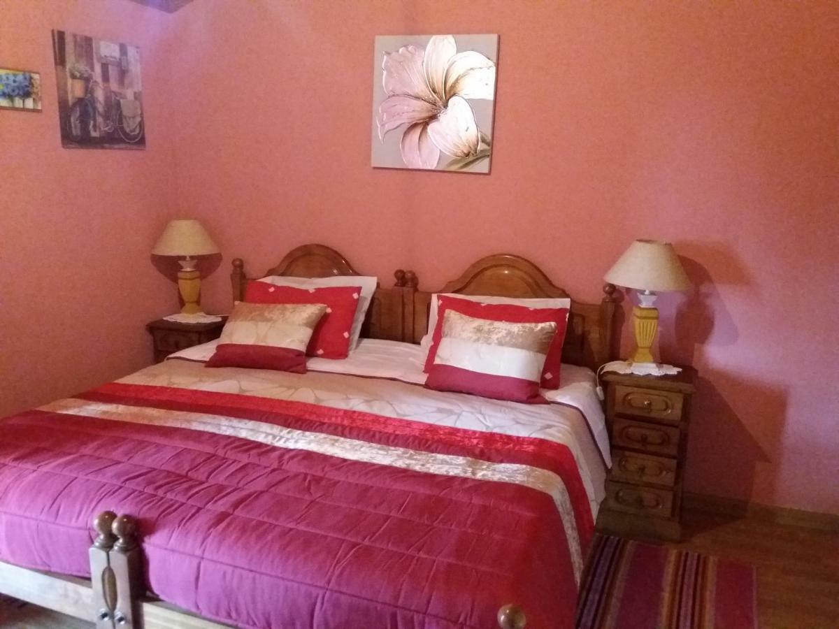 Hotel Gite Cantinho Davo Campea Bagian luar foto